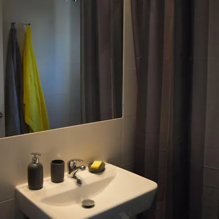 Yellow Holidays Apartament *